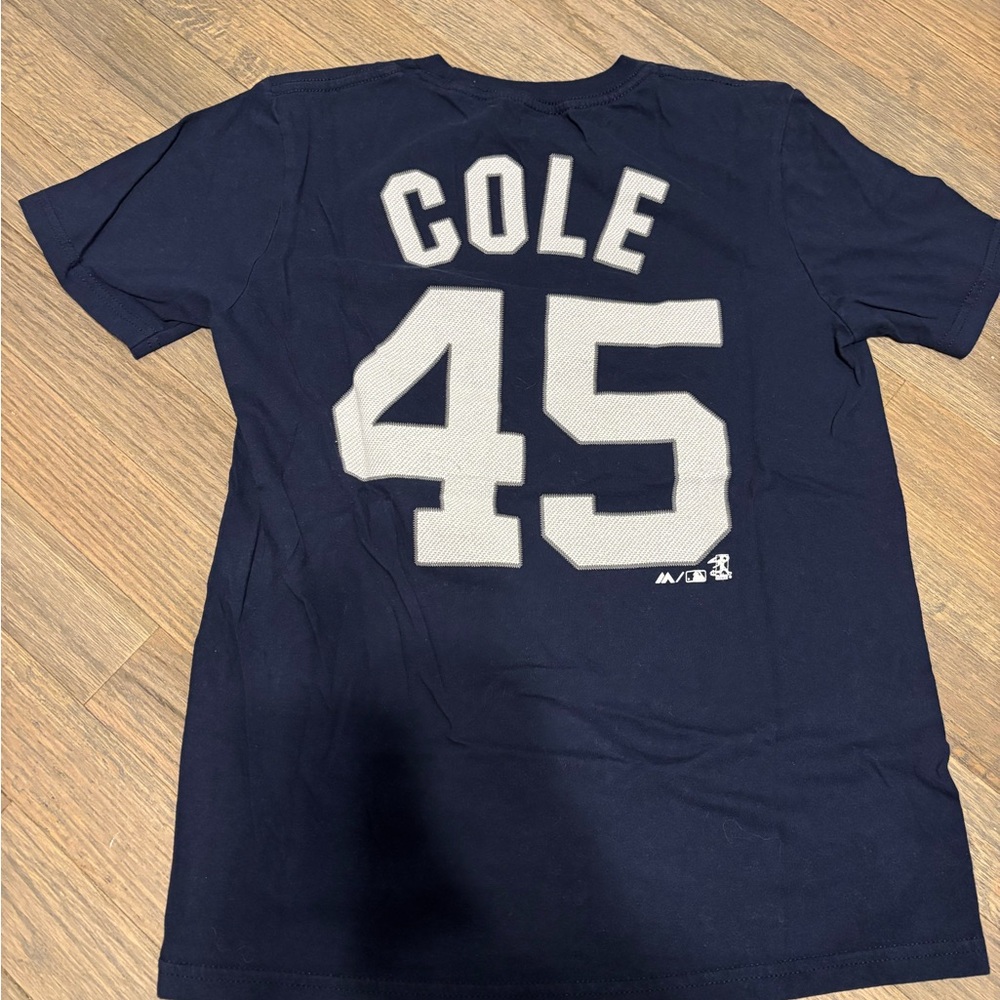 Kids NY Yankees Cole #45 shirt, medium 10/12